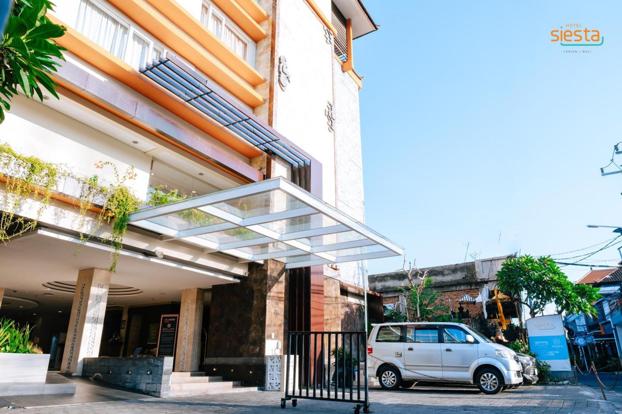 Отель Siesta Legian Экстерьер фото