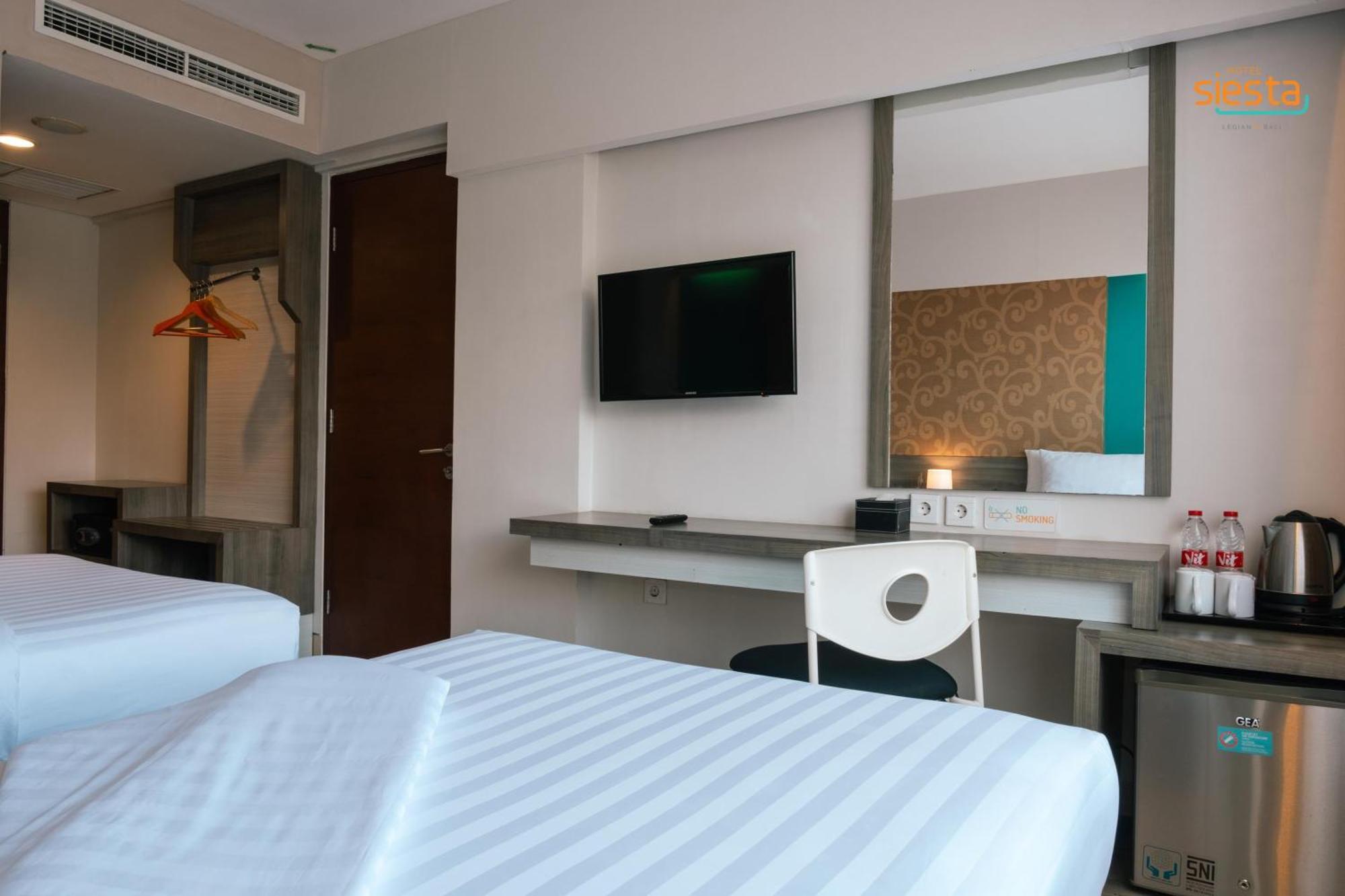 Отель Siesta Legian Экстерьер фото